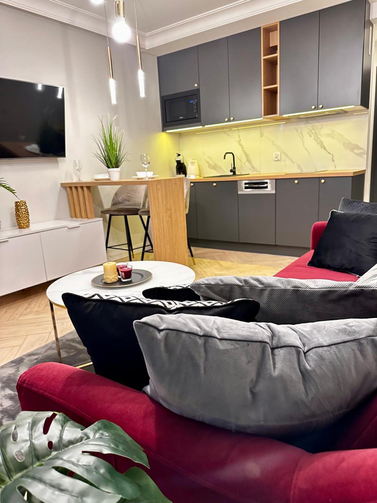 Apartamenty Kielce- Apartament Szmaragd Przy Zalew Kielecki, Faktura, Parking, Centrum 외부 사진